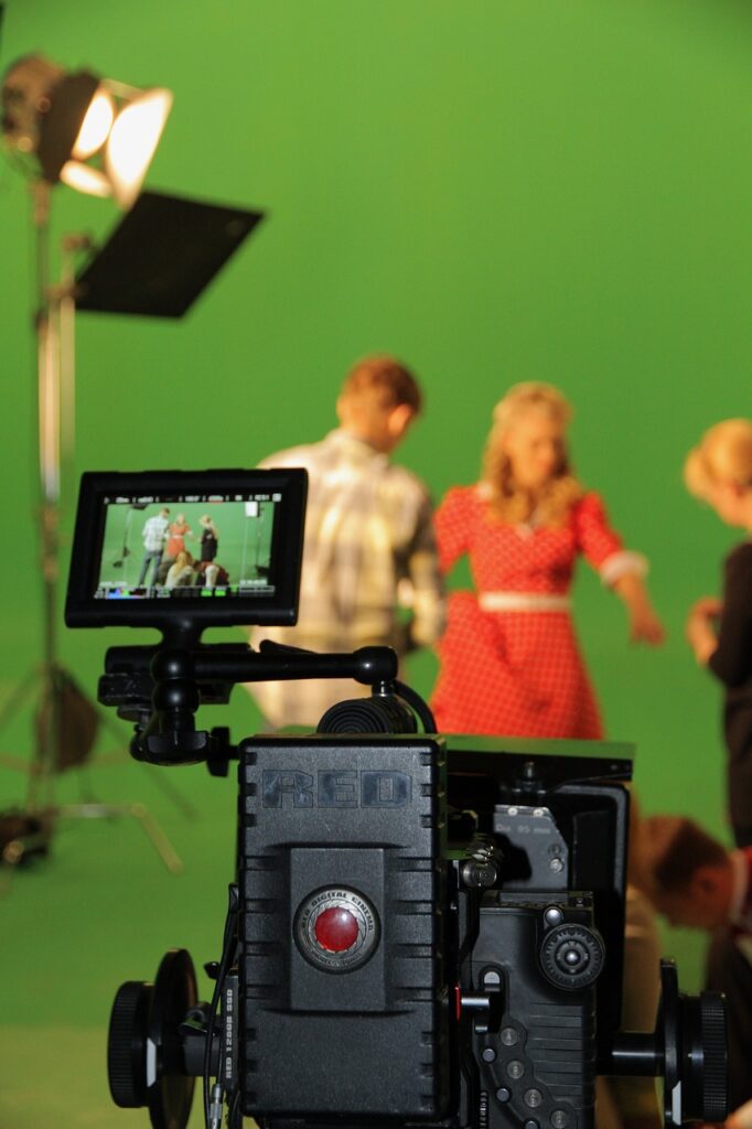 Top 7 Green Screens For Instagram Reels​